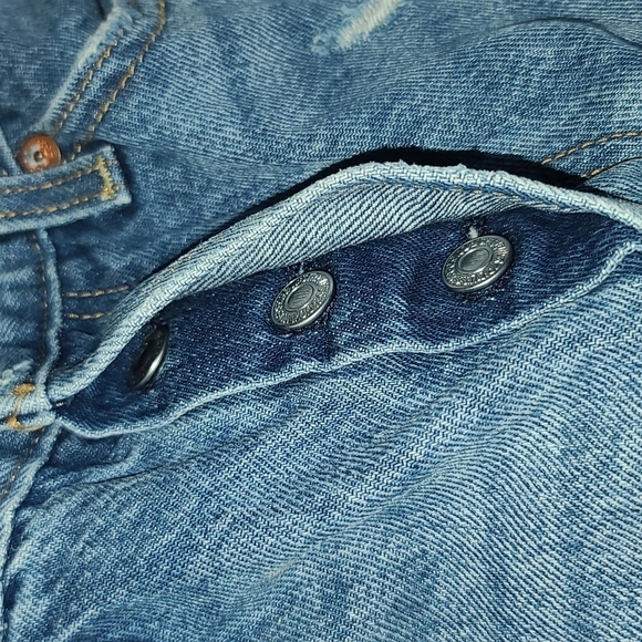 Levi's Original Fit High Rise Distressed Jeans - Picture 4 of 13